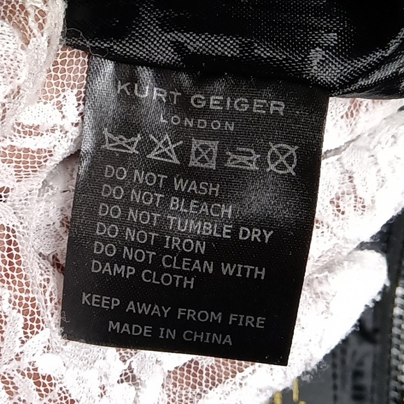 KURT GEIGER LONDON Oversized Denim Fabric Shopper - Picture 16 of 17